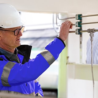A green hydrogen production engineer