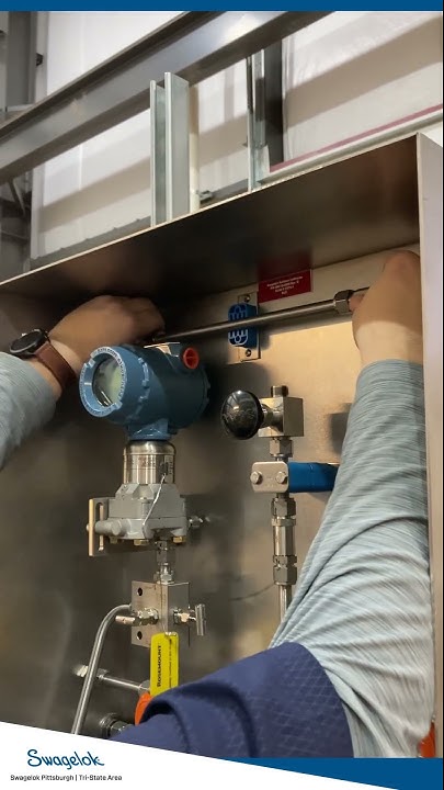 Building a Panel with Customer Support Associate